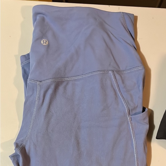 Lululemon size 8 legging - Picture 1 of 1